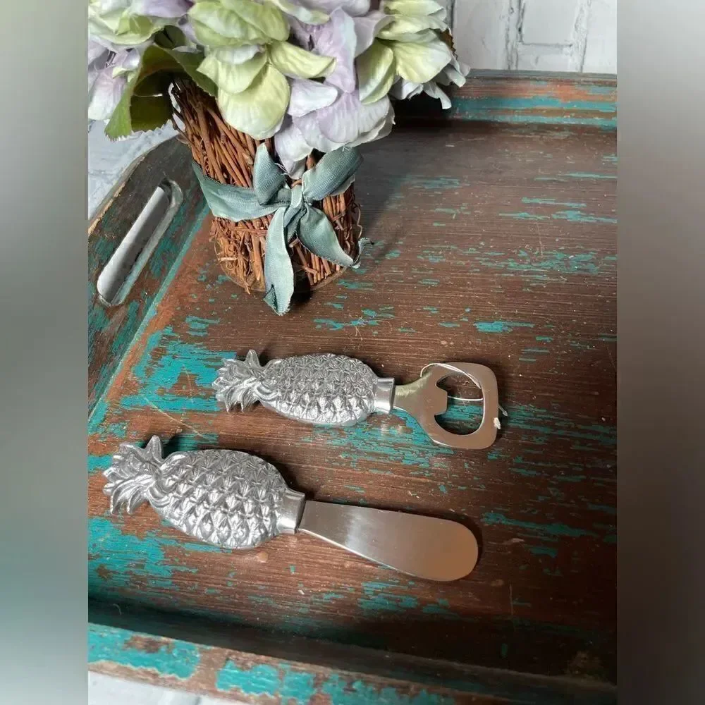 NEW! Pineapple Aluminum Spreader & Bottle Opener NWT